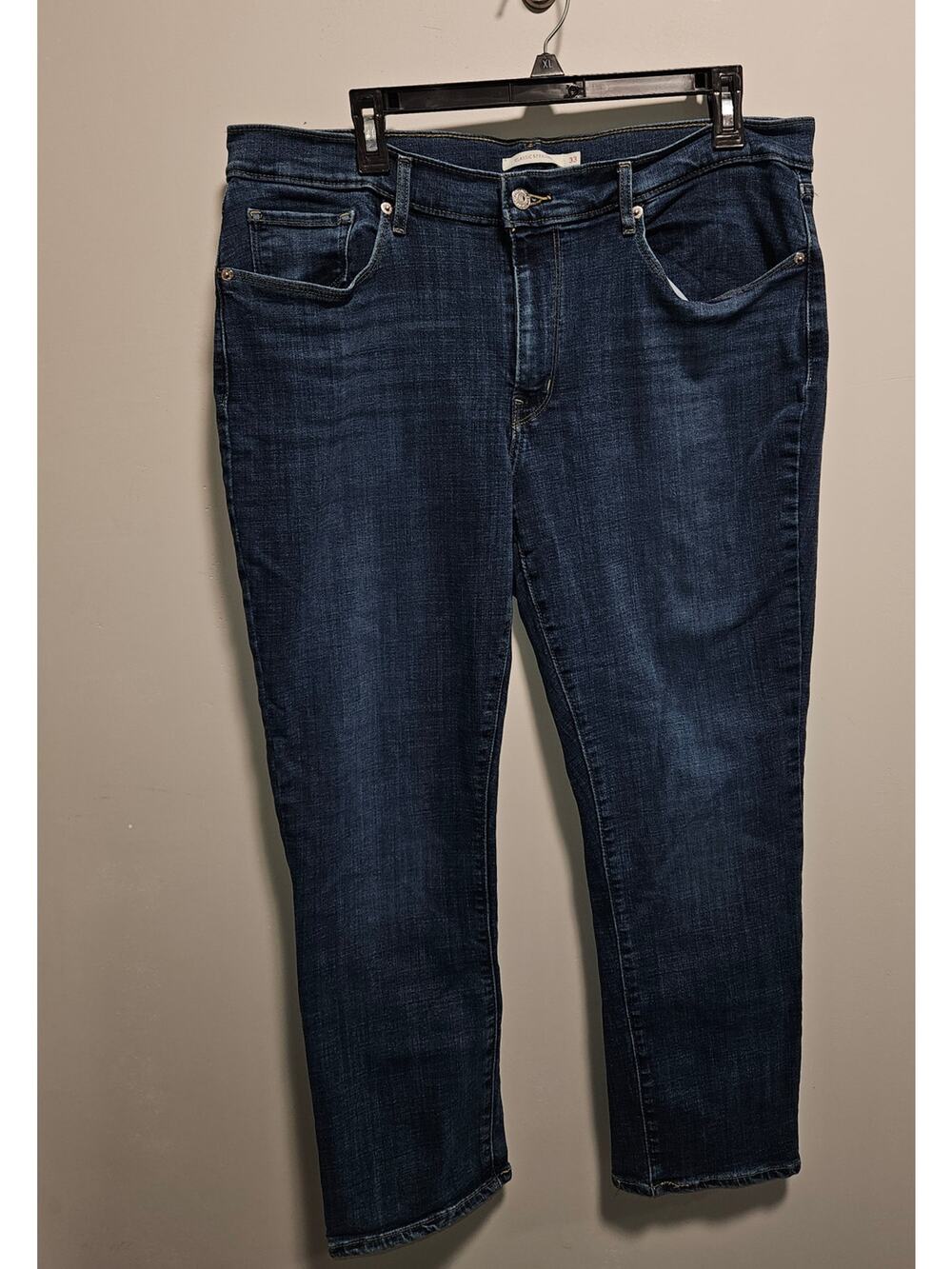 Woman's Levi Strauss & Co Jeans Size 16S 33 x 28 Classic Straight